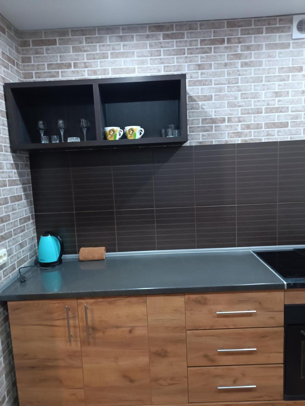 Две Уютные Квартиры В Центре Города Дзержинка - New Apartments كريفوي روغ المظهر الخارجي الصورة